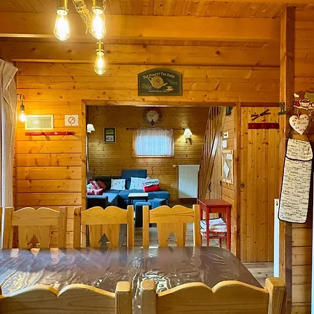 Chalet Les Brimbelles Avec Jacuzzi