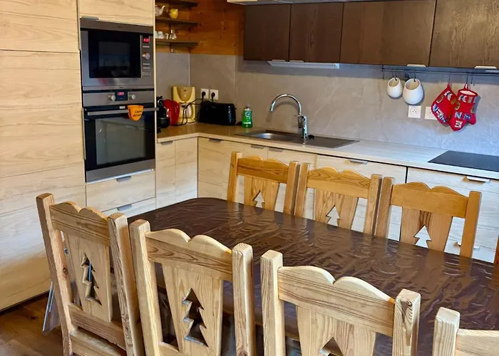 Les Brimbelles Avec Jacuzzi *